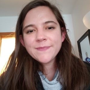 Meet your Posher, Justine